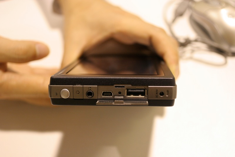 Illustration for article titled Stylus-On With The Cowon Q5 (Verdict: Not Good at All)